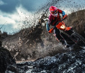 爱游戏-莱比锡次回合血战巴黎圣日耳曼，樊振东砍下16记关键球，全场沸腾