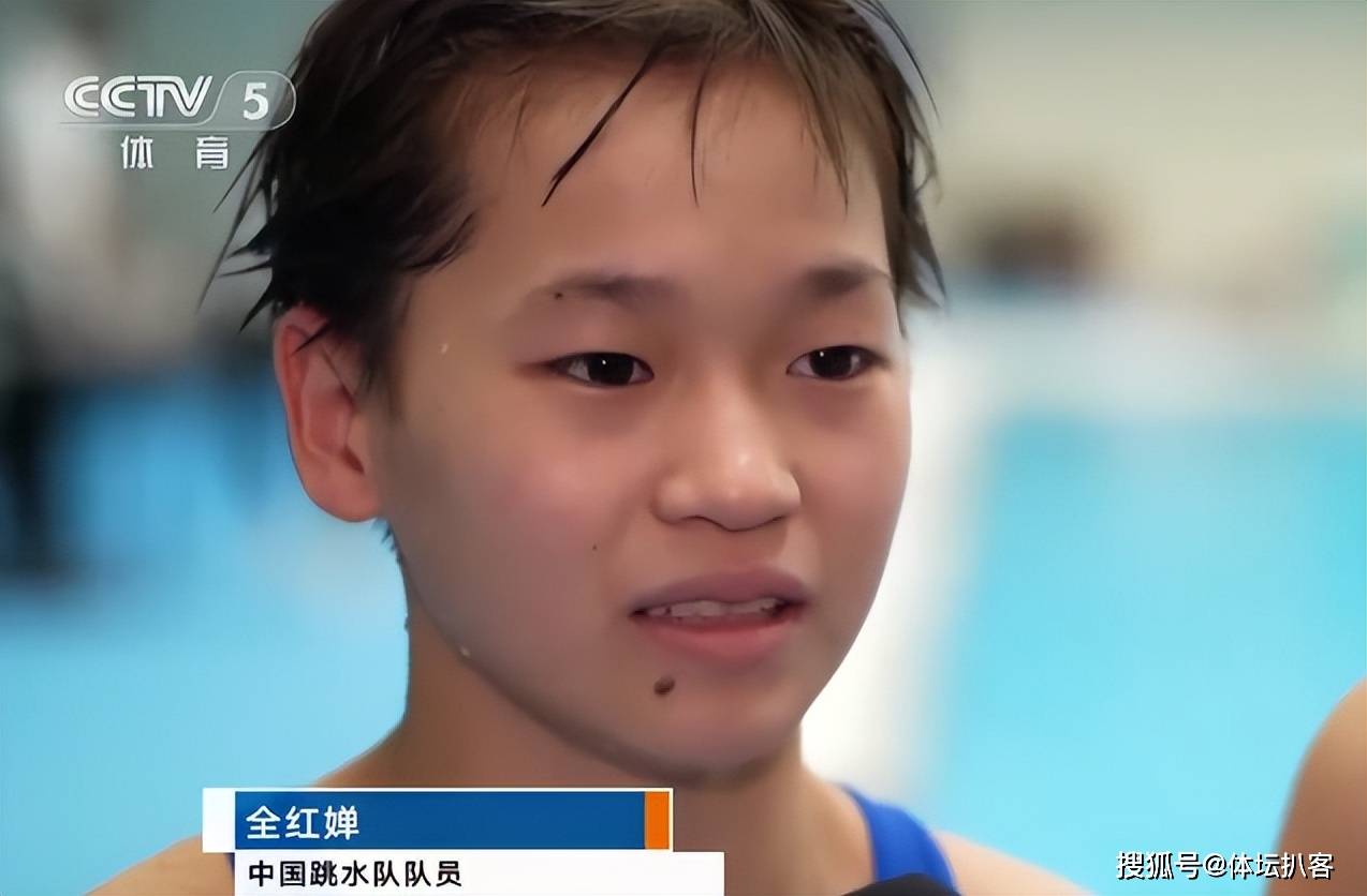 JackeyLove伤愈复出，大比分领先首场表现抢眼，RNG球迷欢呼！