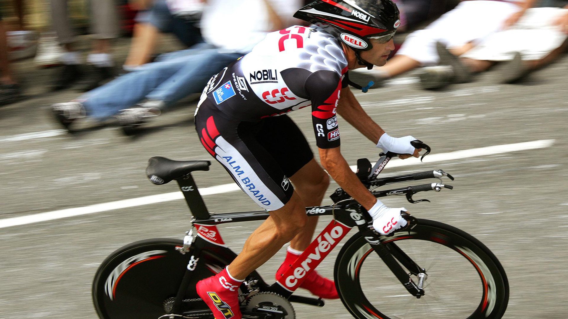 布伦森赛点兑现，尤文图斯淘汰罗马晋级四强，主帅激动落泪